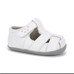 See Kai Run, Brook, First Walker, size 3, white